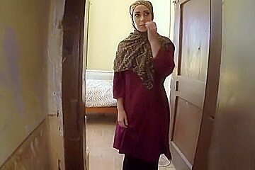 Arab Chick Blows And Rides Big Fat Cock At A Hotel Room