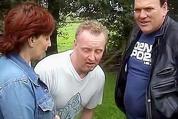 Wife Fucks Two Strangers With No Condom