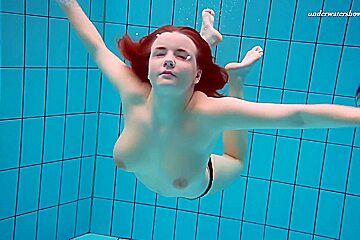 Fun Czech Babe Vesta Swims Naked And Horny