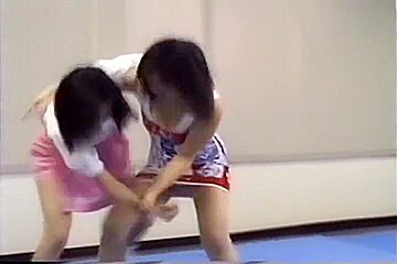 Japanese Catfight(4)