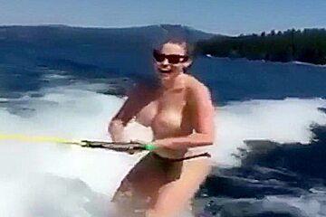 Paparazi Naked Hollywood Stars (15) Chelsea Handler Topless