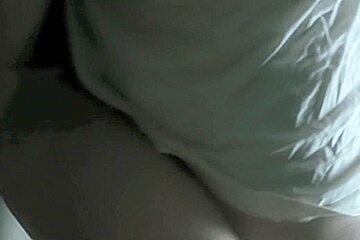 (28) Hotel Rooms ((2012)) Marin Ireland