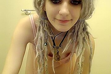 Chaturbate Shows   Salacia(710)   Show From (17) December (2014)