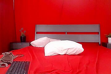 Playful Sin Secret Video On (01)/(11)/(15) (06):(45) From Chaturbate