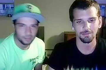 Nice Looking BF Is Having Fun At Home And Shooting Himself On Webcam