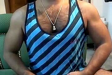 Str(8) Curly Indian Muscle Step Daddy On Cam