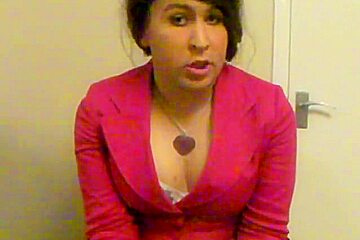 Lucy Fox Solo