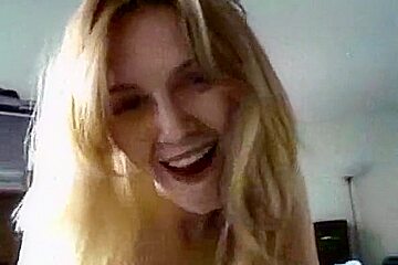 Blonde Girl Asks Her Bf To Fuck Her