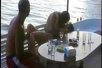 Amateur Threesome (2084)