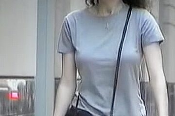 Candid Video With Milf Wearing No Bra Down Blouse (05)zr