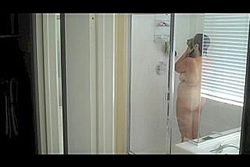 Spying On A Aged Mama In The Shower