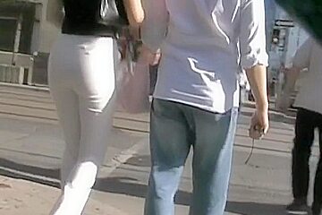 Street Recording Of A Babe In Tight Whit Jeans