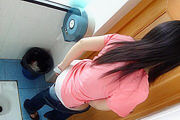 A Cute Asian Chick Really Needs To Pee.