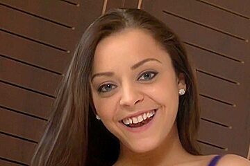 Tasty Sex Between Her And A Stranger