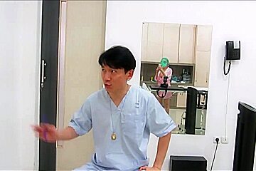 Japonesa Sexy No Consultorio