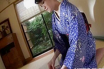 Kimono Clad Suzuki Chao Gives A Hot Blowjob To Her Horn