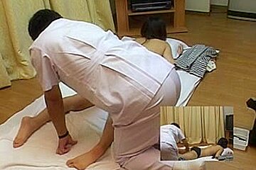 Slutty Japanese Babe Enjoys Erotic Massage