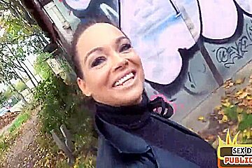 Public Bigass And Bigboobs Milf Fucked Outdoor By Sex Date