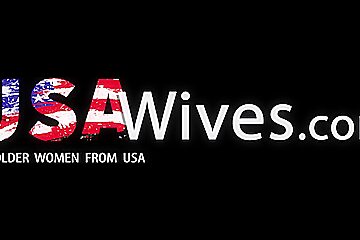 USAWiveS Mature Charlie Fox Solo Toys