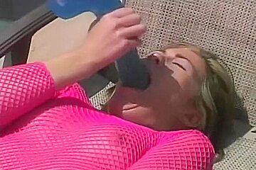 Hardcore Babe In Fishnets Fucks At Pool