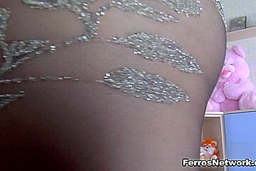 EPantyhoseLand Movie: Vivian