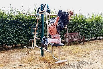 Crossdresser Workout Routine In The Park