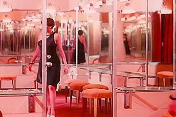 Desiree Cousteau Pretty Peaches