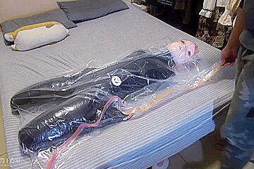 Breathless (022) Three Time Vacuum Bag Kigurumi+bedquilt+